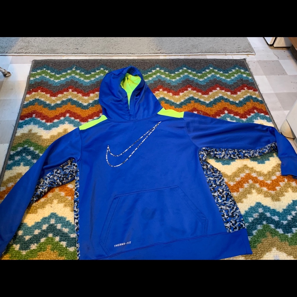 Boys Nike sweatshirt